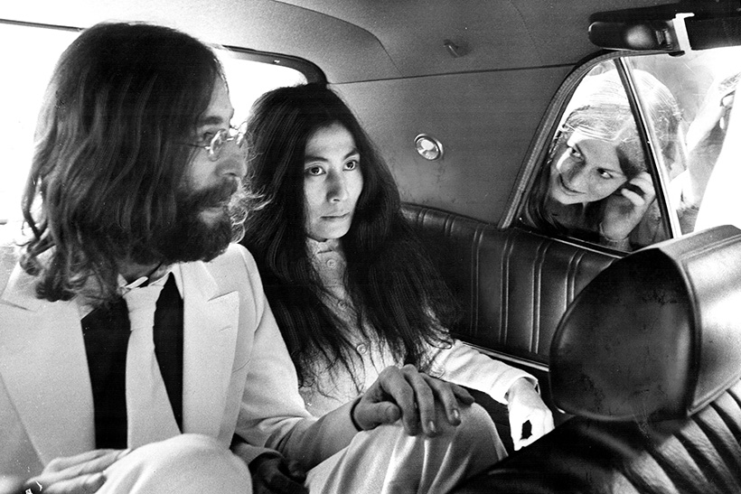 John Lennon y Yoko Ono, 1969. Fotografía: Jeff Goode / Getty.