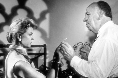 Doris Day y Alfred Hitchcock durante el rodaje de The Man Who Knew Too Much, 1956. Fotografía: Paramount Pictures.