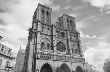 La recreación virtual de la catedral de Notre Dame durante la época de la Revolución Francesa po