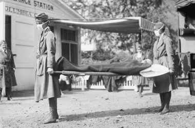 1918 flu outbreak RedCrossLitterCarriersSpanishFluWashingtonDC 1024x800 1